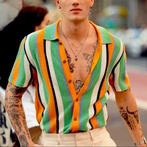 Vertical striped short sleeve T-shirt